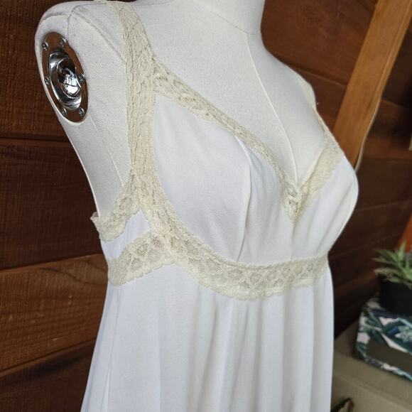 VTG Miss Elaine Ivory Lace Trim Sheer Maxi Dress M Coquette Bridal Romantic USA - Picture 3 of 10